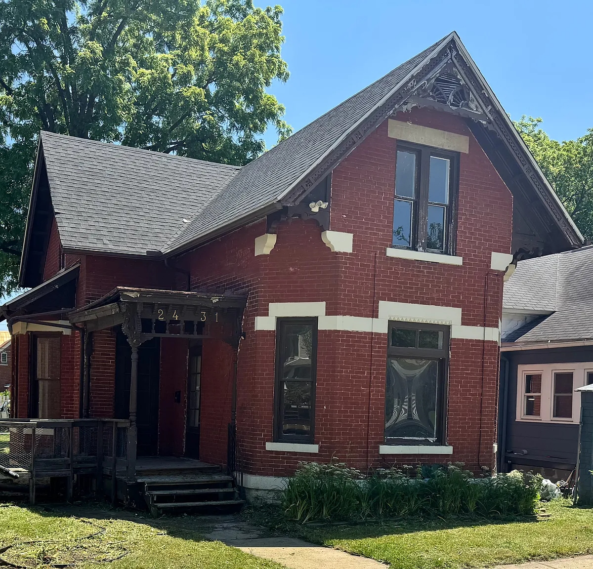 Property main image