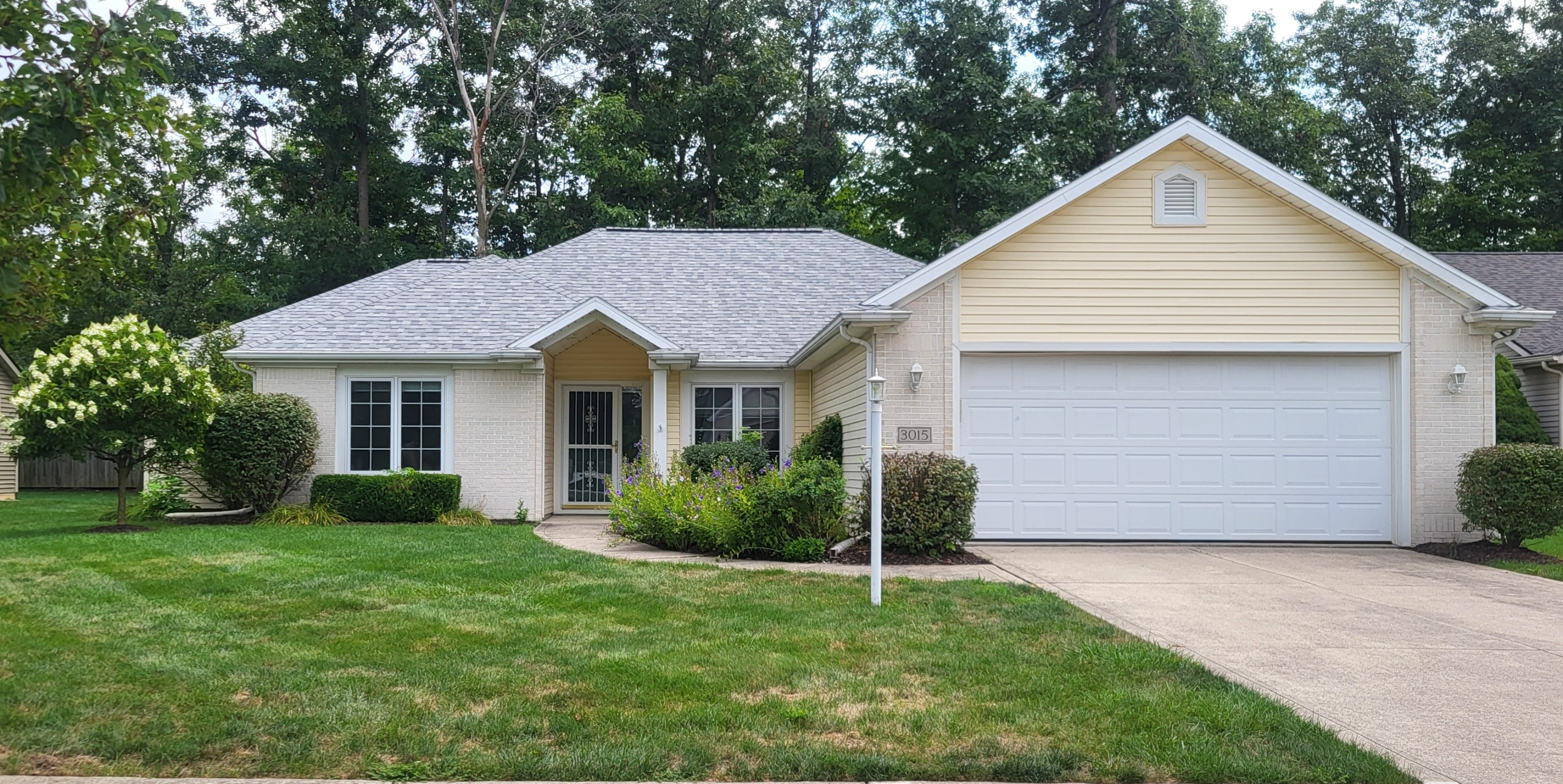 3015 Hedgerow Pass